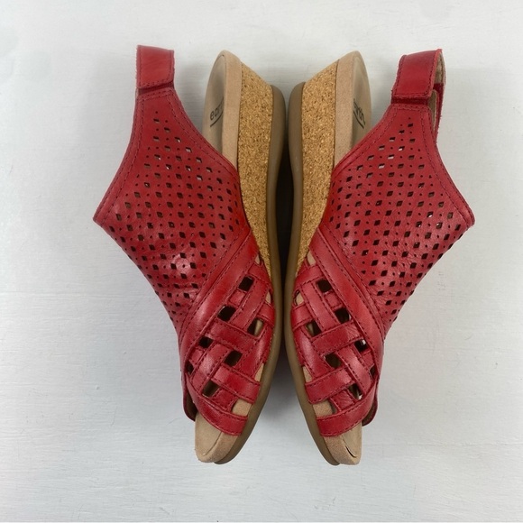 Earth Bright Women’s Red Perforated Leather Pisa Galli Wedge‎ Sandals Sz 7.5M - Picture 12 of 15